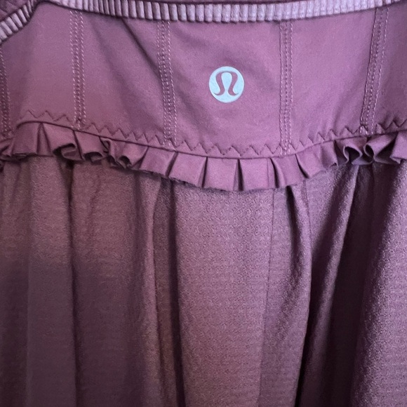 Lululemon tank - Picture 5 of 7